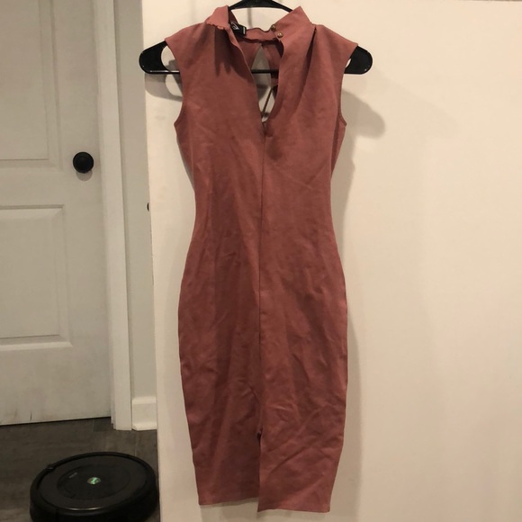 Form-fitting Cocktail Dress - Picture 2 of 3